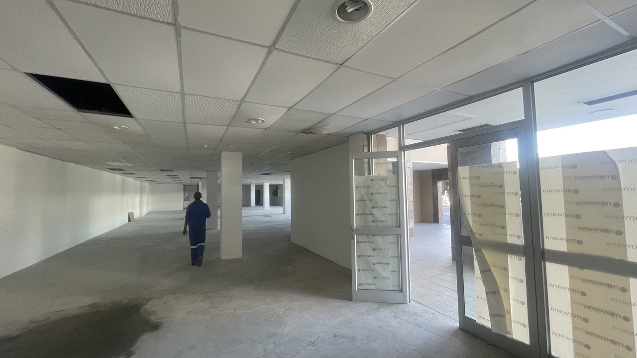 To Let commercial Property for Rent in Athlone Western Cape